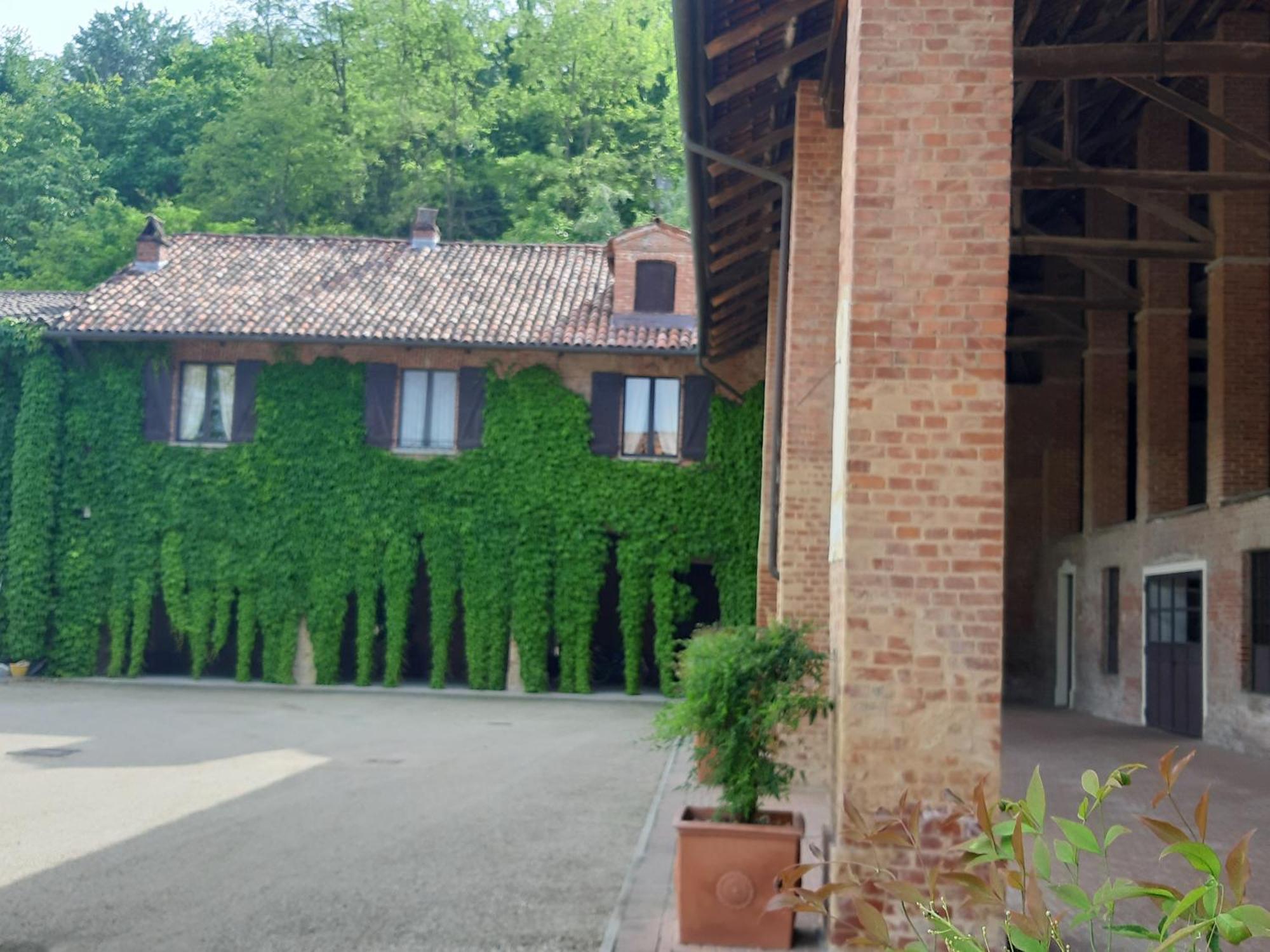 Marchesi Incisa Winery Lodge Rocchetta Tanaro Bagian luar foto